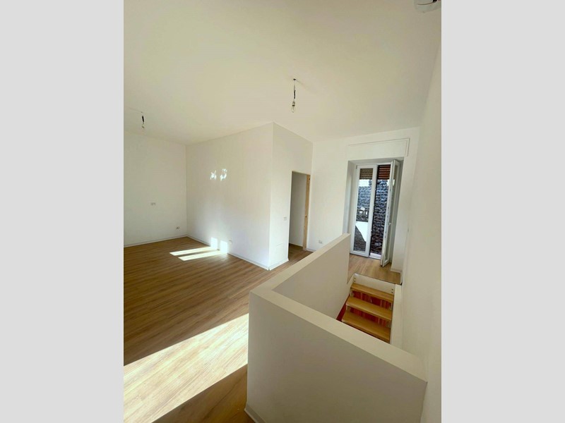 Trilocale in Vendita a Cornate d'Adda, 165'000&euro;, 85 m²