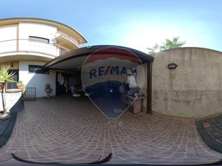 Villa in Vendita a Mascalucia, 458'000€, 191 m²