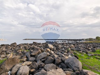 Casa Indipendente in Vendita a Riposto, 35'000€, 57 m²