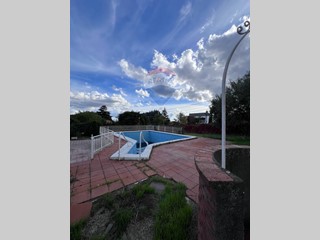 Appartamento in Vendita a Mascalucia, 35'000€, 110 m²