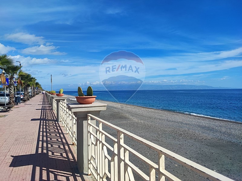 Casa Indipendente in Vendita a Furci Siculo, 119'000€, 115 m²