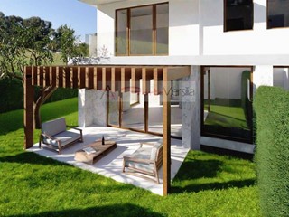 Villa in Vendita a Camaiore, 1'100'000&euro;, 480 m²