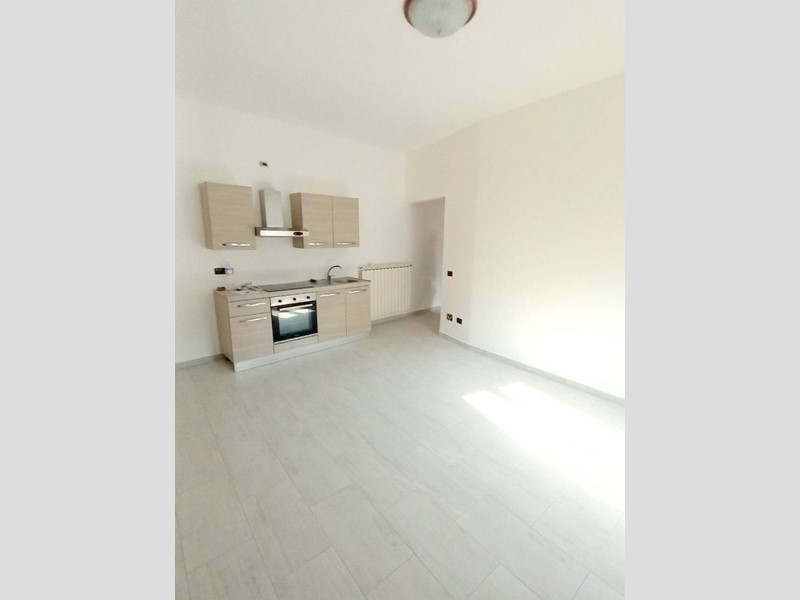 Trilocale in Vendita a Capriate San Gervasio, 95'000€, 85 m²