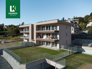 Quadrilocale in Vendita a Cunardo, 365'000€, 124 m²