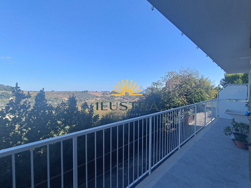 Trilocale in Vendita a Massignano, 90'000€, 80 m²