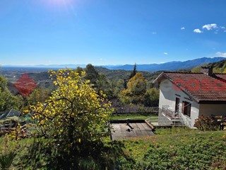 Villa in Vendita a Roletto, 315'000€, 200 m²