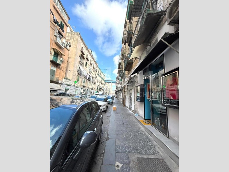 Monolocale in Affitto a Napoli, 600€, 25 m², arredato