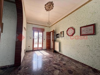 Appartamento in Vendita a Manduria, 118'000€, 170 m²