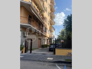 Trilocale in Affitto a Aversa, 300'000€, 130 m²