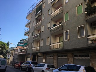 Trilocale in Affitto a Sanremo, 800€, 65 m², arredato