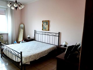 Bilocale in Vendita a Milano, 280'000€, 77 m²