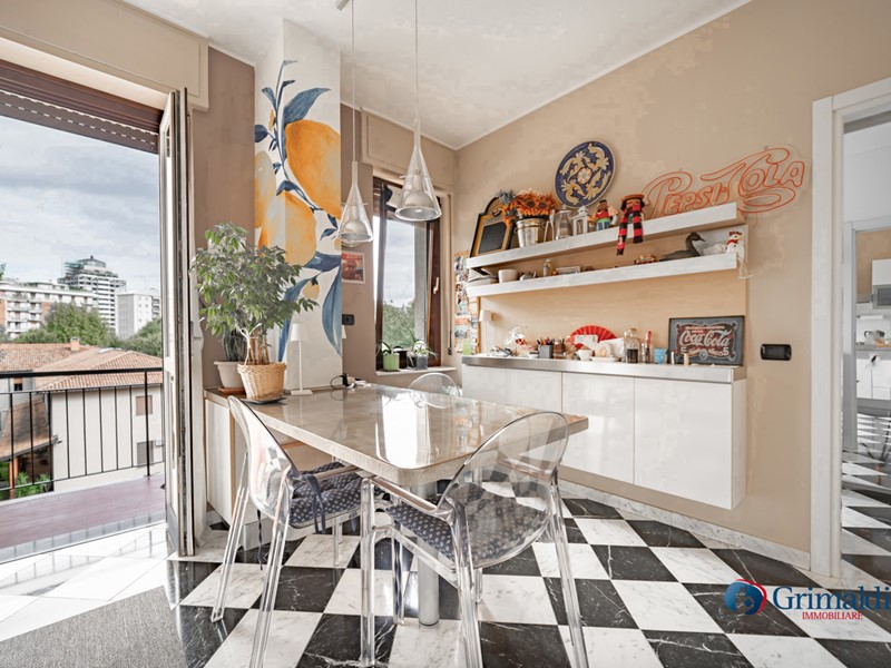 Quadrilocale in Vendita a Milano, 840'000€, 145 m², arredato