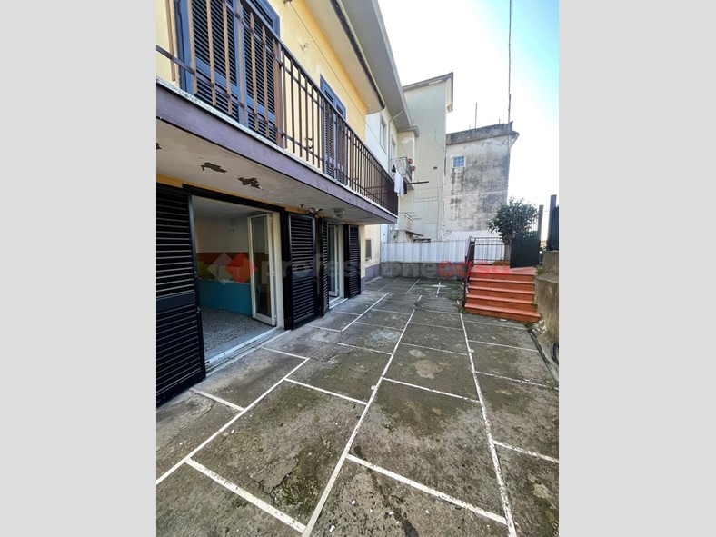 Trilocale in Vendita a Minturno, 65'000€, 72 m²