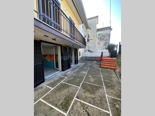 Trilocale in Vendita a Minturno, 65'000€, 72 m²
