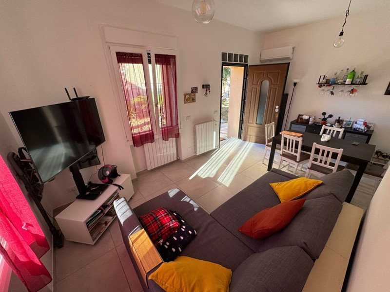 Appartamento in Vendita a Imperia, 185'000€, 73 m², arredato, con Box