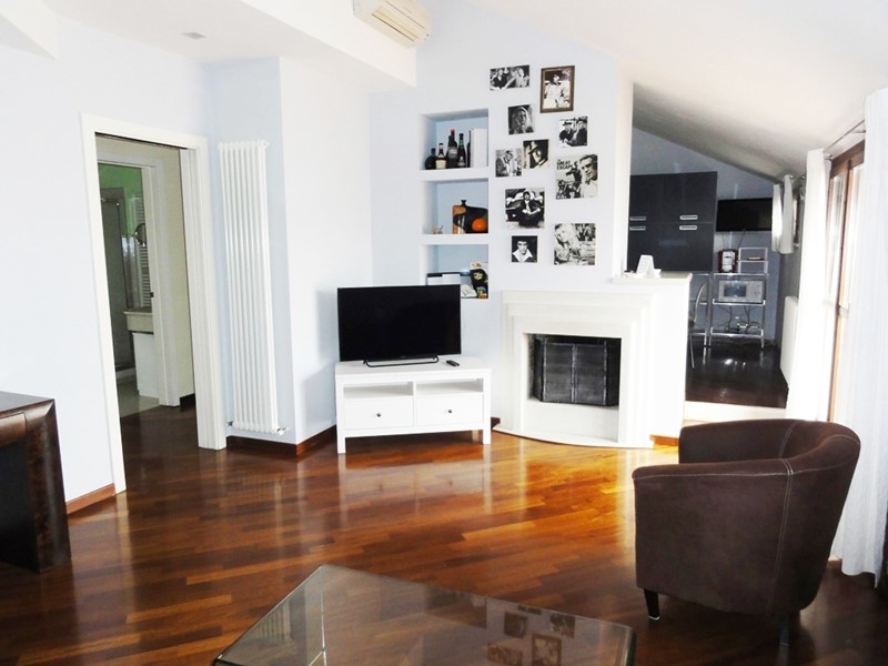 Quadrilocale in Vendita a Occhiobello, zona S.ta MARIA MADDALENA, 120'000€, 115 m², arredato, con Box