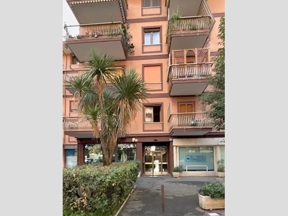 Quadrilocale in Vendita a Roma, 370'000€, 128 m²