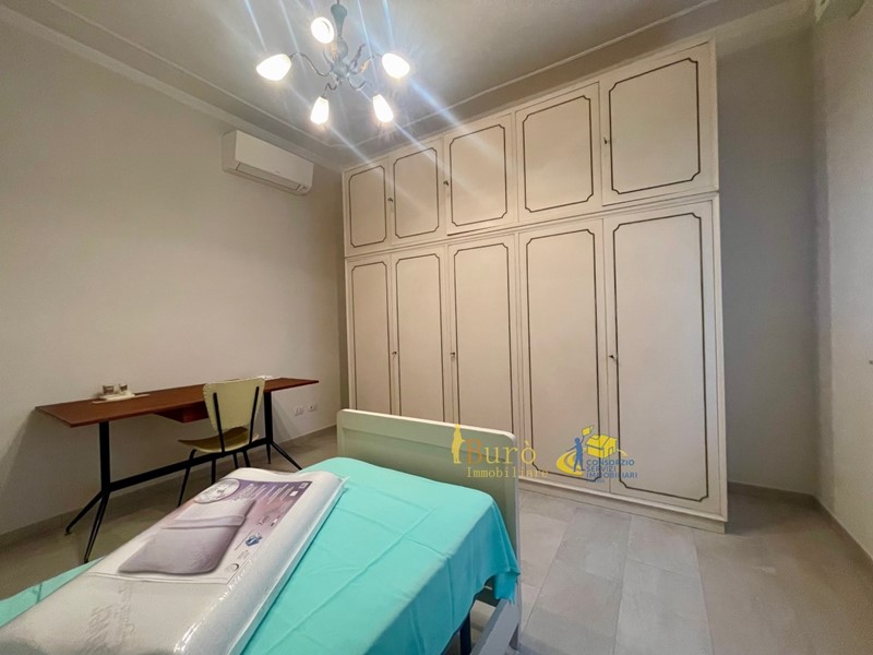 Stanza in Affitto a Parma, 294€, 100 m², arredato
