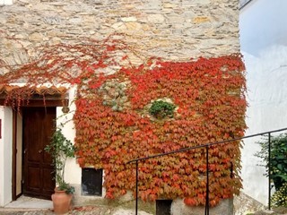 Casa Semi Indipendente in Vendita a Prelà, zona Villa Talla, 155'000€, 100 m², arredato