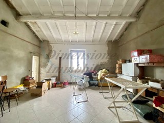 Quadrilocale in Vendita a Rosignano Marittimo, 29'000€, 90 m²