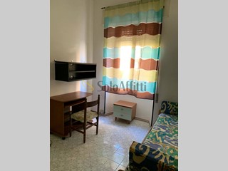 Stanza in Affitto a Latina, 250€, 12 m², arredato