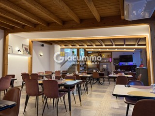 Attività commerciale in Vendita a Potenza, 97'000&euro;, 200 m², arredato