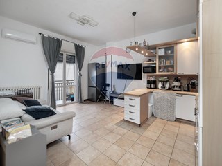 Trilocale in Vendita a Sesto San Giovanni, 199'000€, 75 m²