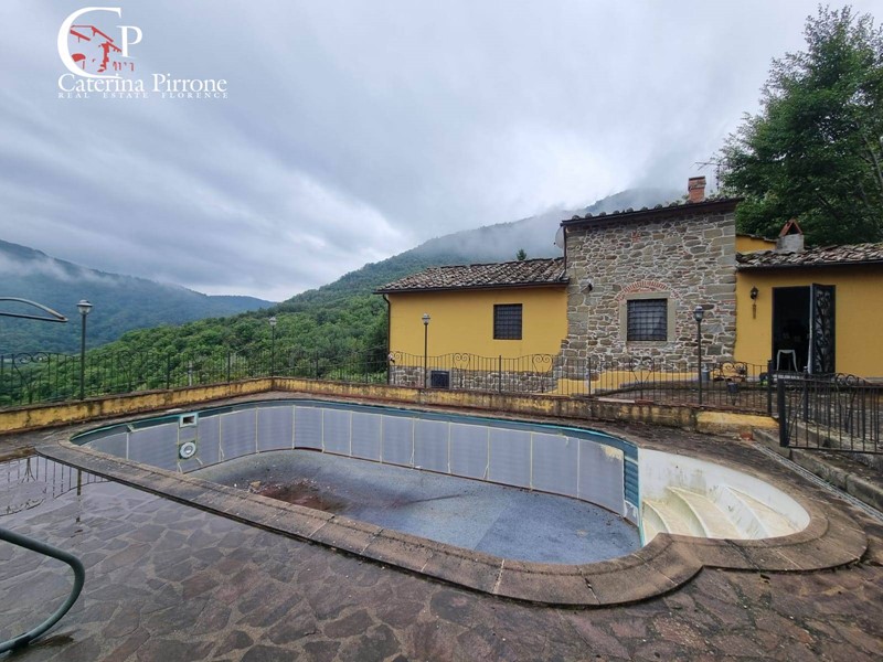 Appartamento in Vendita a Borgo San Lorenzo, 420'000€, 525 m²