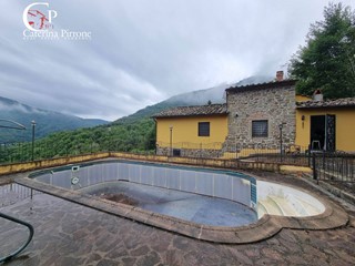 Appartamento in Vendita a Borgo San Lorenzo, 420'000€, 525 m²