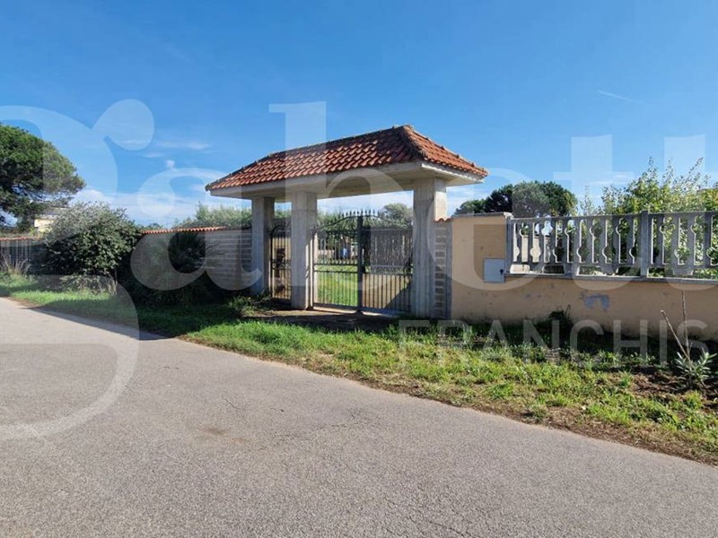 Terreno edificabile in Vendita a Nettuno, 70'000€, 1495 m²