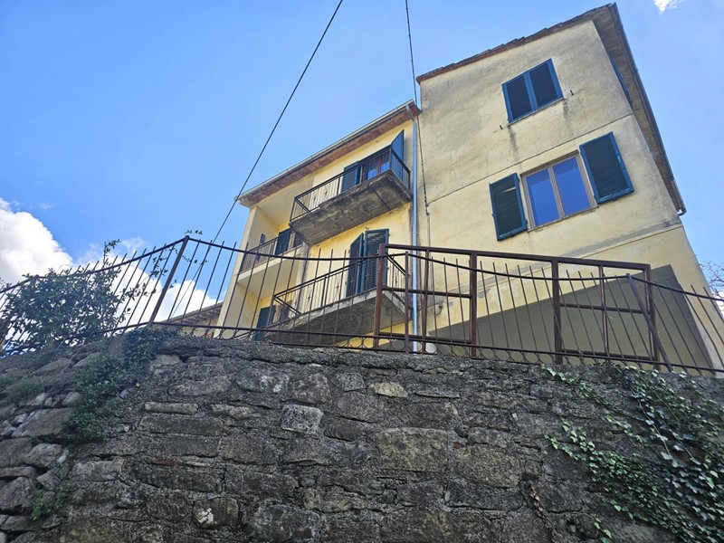 Casa Semi Indipendente in Vendita a Lisciano Niccone, 89'000€, 115 m²