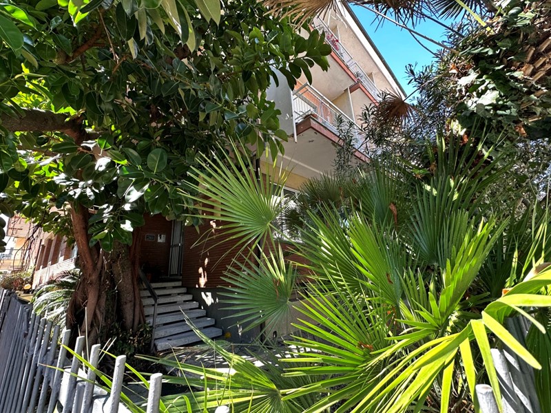 Quadrilocale in Vendita a Diano Marina, 175'000€, 75 m²