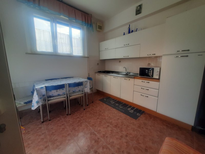 Bilocale in Affitto a Fano, zona PONTESASSO, 650€, 60 m², arredato