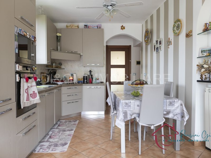 Casa Semi Indipendente in Affitto a Garlenda, 600€, 95 m²