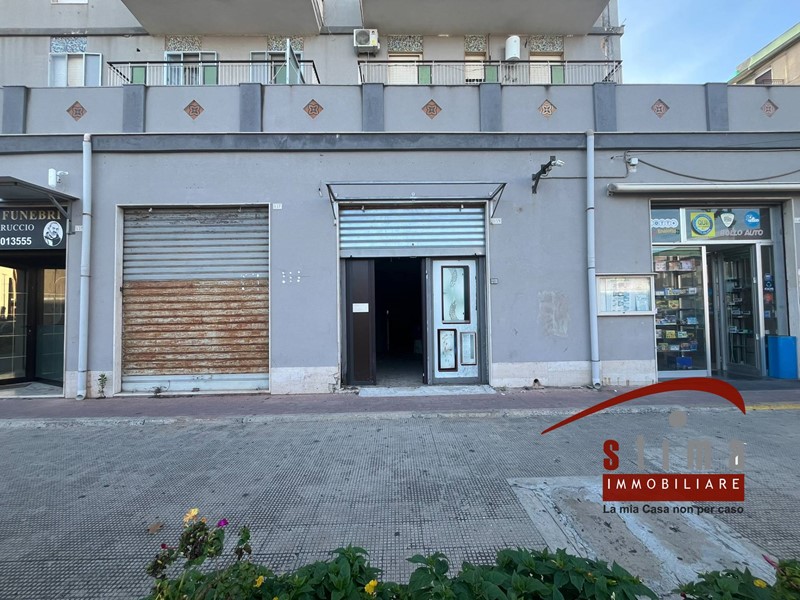 Immobile commerciale in Vendita a Siracusa, 98'000&euro;, 100 m²