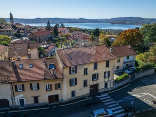 Trilocale in Vendita a Comerio, 127'000&euro;, 123 m²
