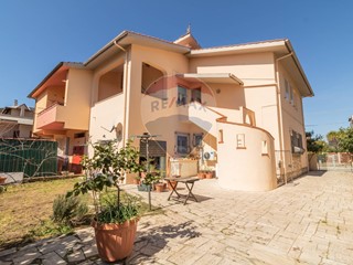 Quadrilocale in Affitto a Montalto di Castro, 550€, 90 m²