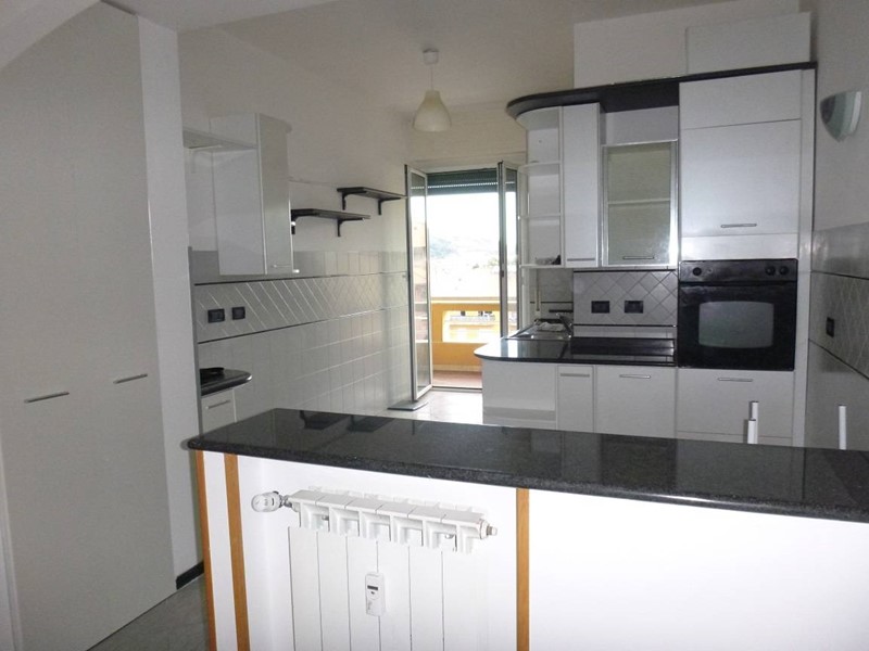 Attico in Vendita a Chiavari, 210'000€, 100 m²