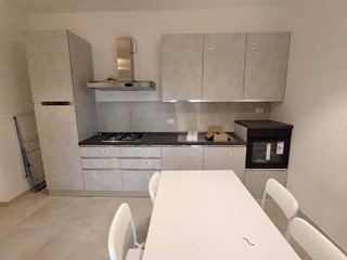Quadrilocale in Affitto a Pisa, 885€, 75 m²