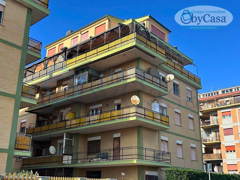 Trilocale in Vendita a Roma, 149'000€, 99 m²