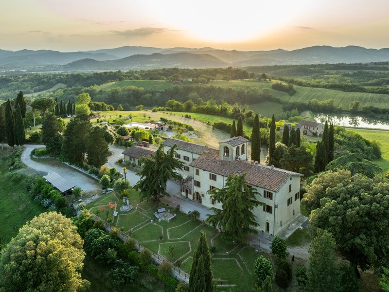 Villa in Vendita a Città di Castello, 2'300'000€, 1000 m²