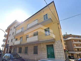 Appartamento in Vendita a Campobasso, 115'000€, 176 m²