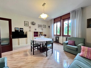 Appartamento in Vendita a Pordenone, 170'000€, 146 m²