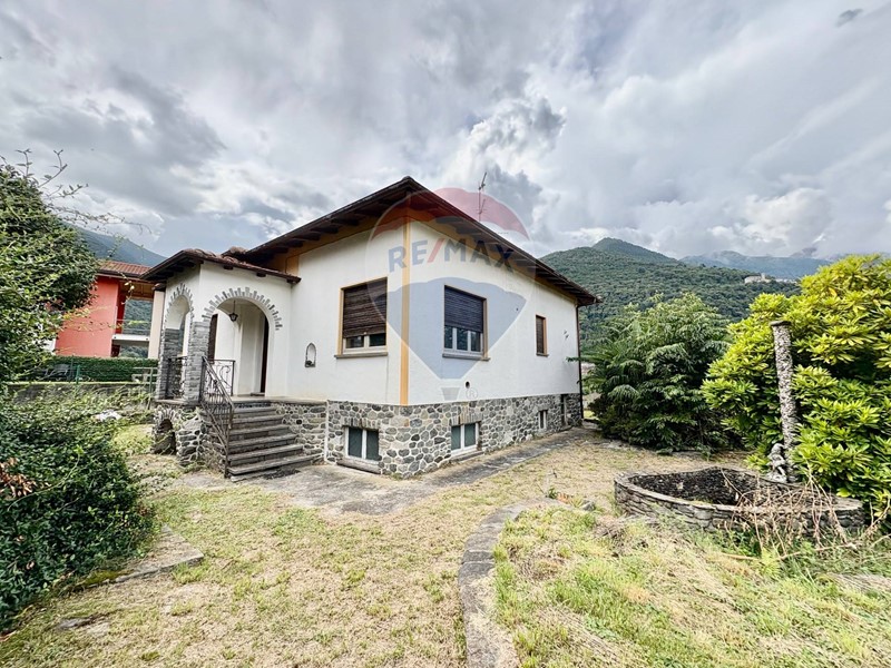 Casa Indipendente in Vendita a Cannobio, 335'000€, 180 m²