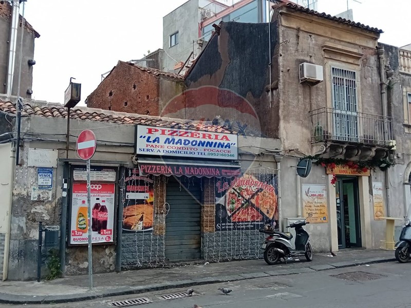 Negozio in Vendita a Catania, 75'000&euro;, 60 m²