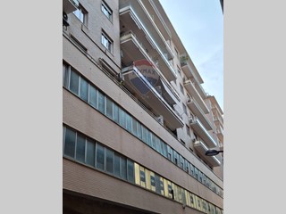 Appartamento in Vendita a Napoli, 695'000€, 140 m²