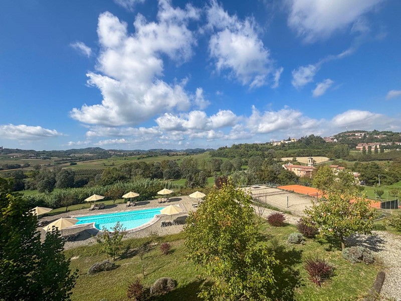 Villa in Vendita a Gabiano, 2'900'000&euro;, 800 m²