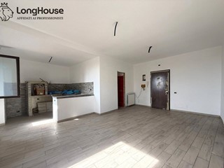 Trilocale in Vendita a Tivoli, 140'000€, 80 m²