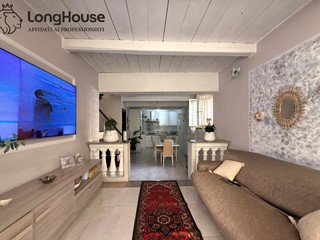 Quadrilocale in Vendita a Genzano di Roma, 165'000€, 90 m²