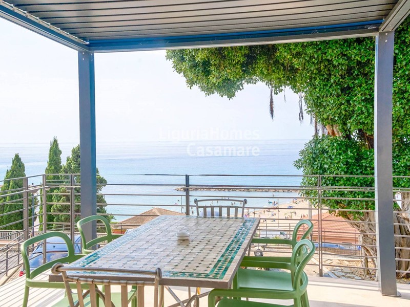 Trilocale in Vendita a Santo Stefano al Mare, 570'000€, 77 m²